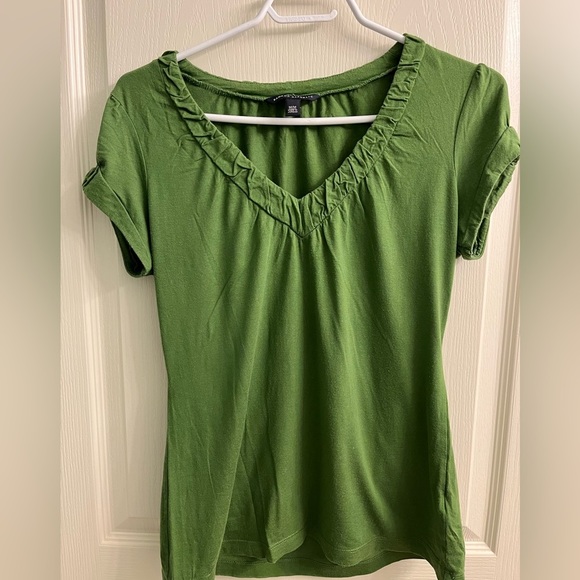 Banana Republic Tops - 🔔2/$20- Banana  Republic T-Shirt